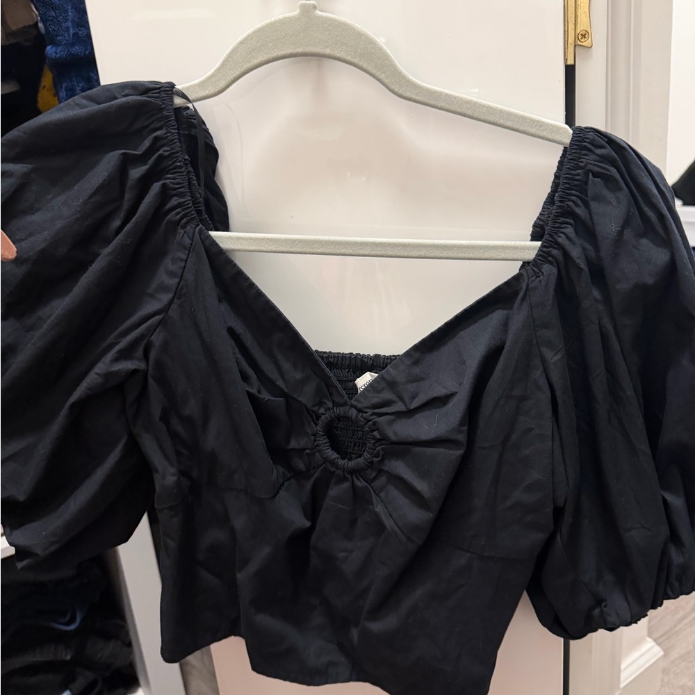 Abercrombie Black Puff Sleeve Top